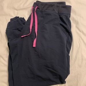 Figs Zamora Jogger in night sky - size XL